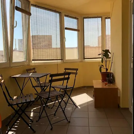 Appartement Green With Terrace 12 Bucarest