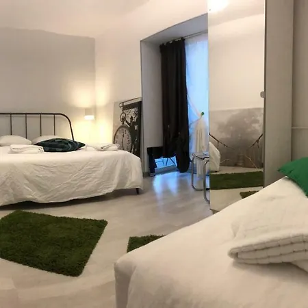 Green With Terrace 12 Appartement Bucarest