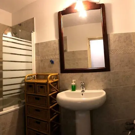 Appartement Green With Terrace 12