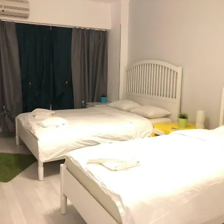 Appartement Green With Terrace 12 Bucarest